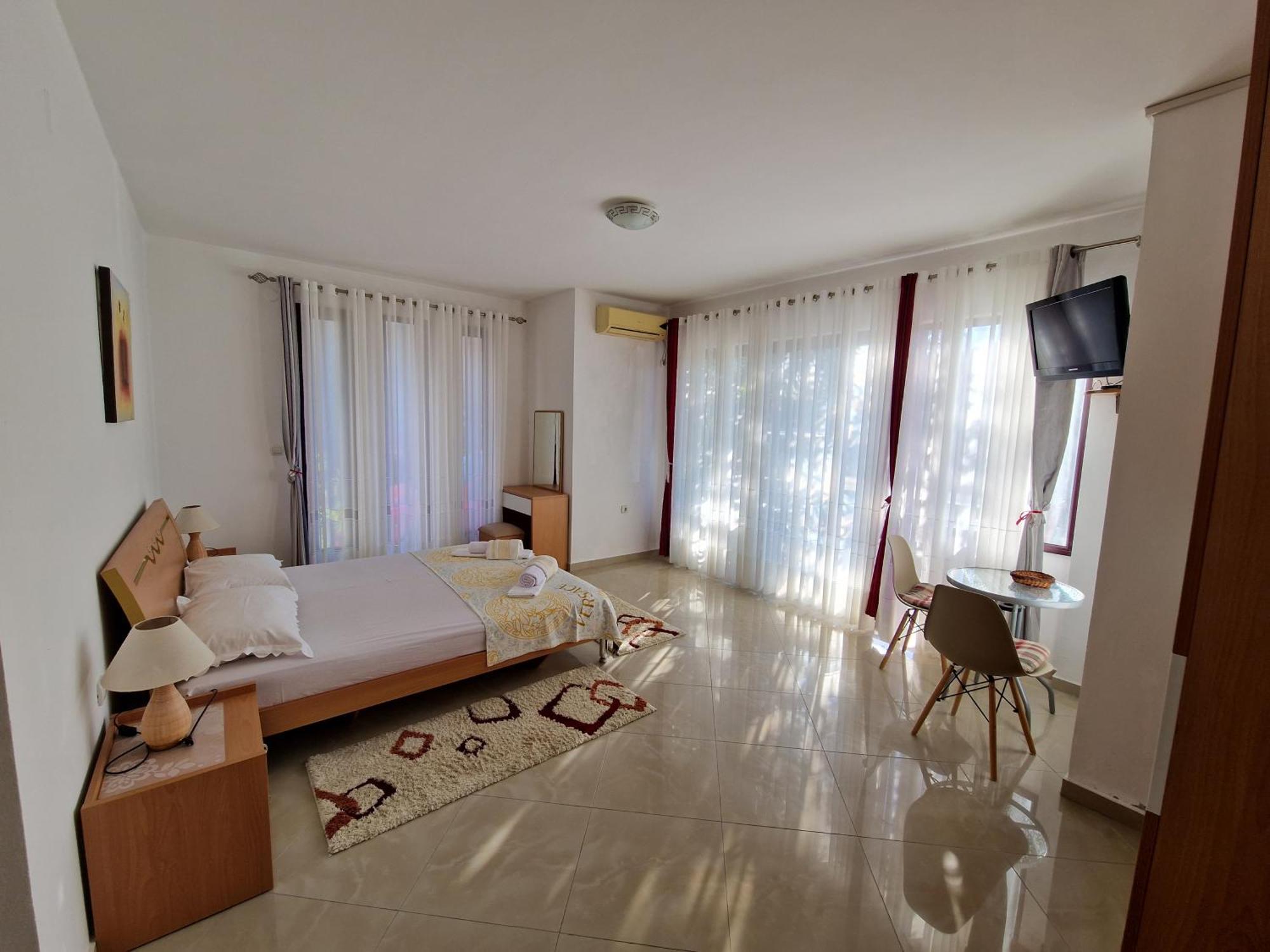 Studios M Ulcinj Bilik gambar