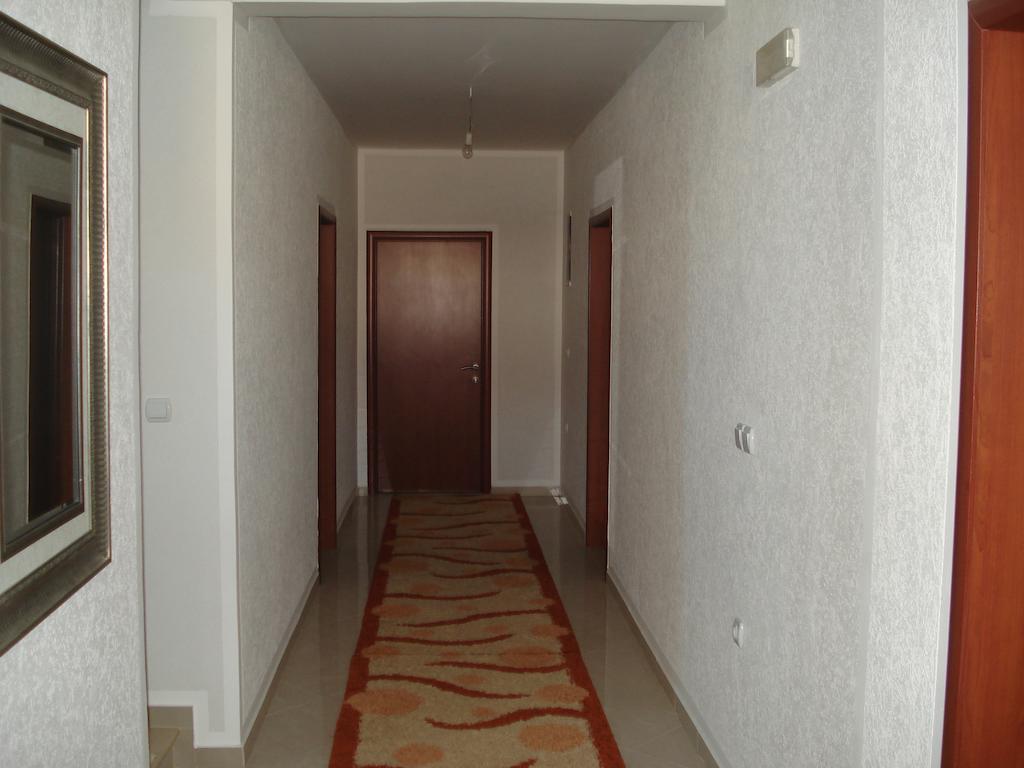 Studios M Ulcinj Luaran gambar